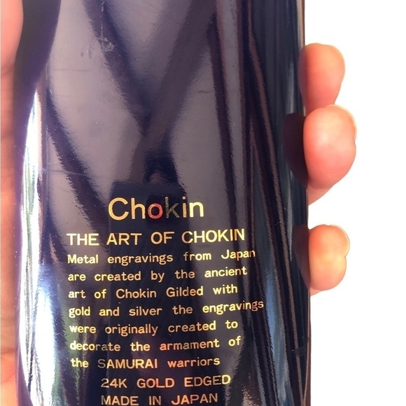 Vintage Chokin blue lily 24k gold lined vase butterfly florals beautiful gift - Picture 3 of 7